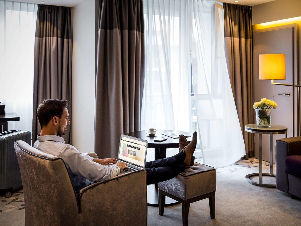 صالح حمد الرميحي